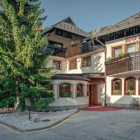 Hotel Miklic Kranjska Gora Buitenkant foto